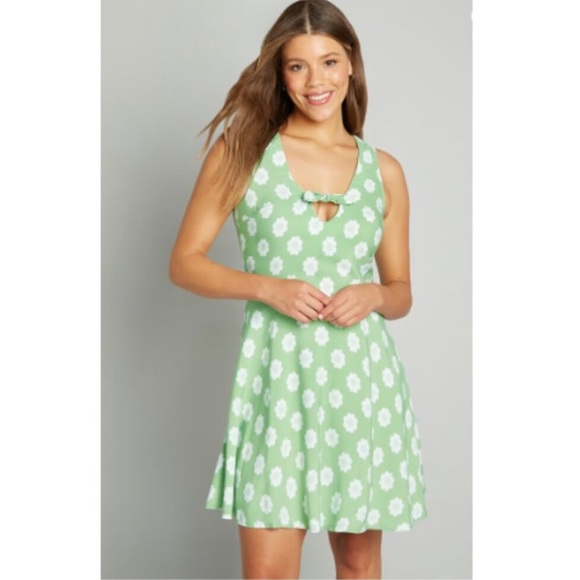 Modcloth Dresses & Skirts - ModCloth Marketing My Words A-Line Dress Green & White Polka Dot Women's Size 10